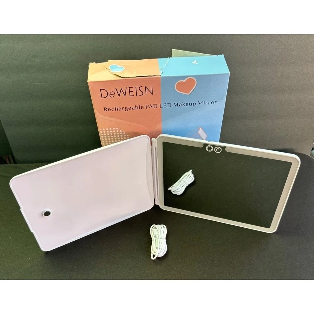 PAD LED USB Rechargeable Folding Travel Makeup Mirror White Dimming DeWeisn Box